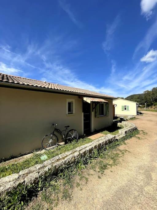 Hébergement de vacances Maison Au Calme Avec Piscine Et Climatisation
