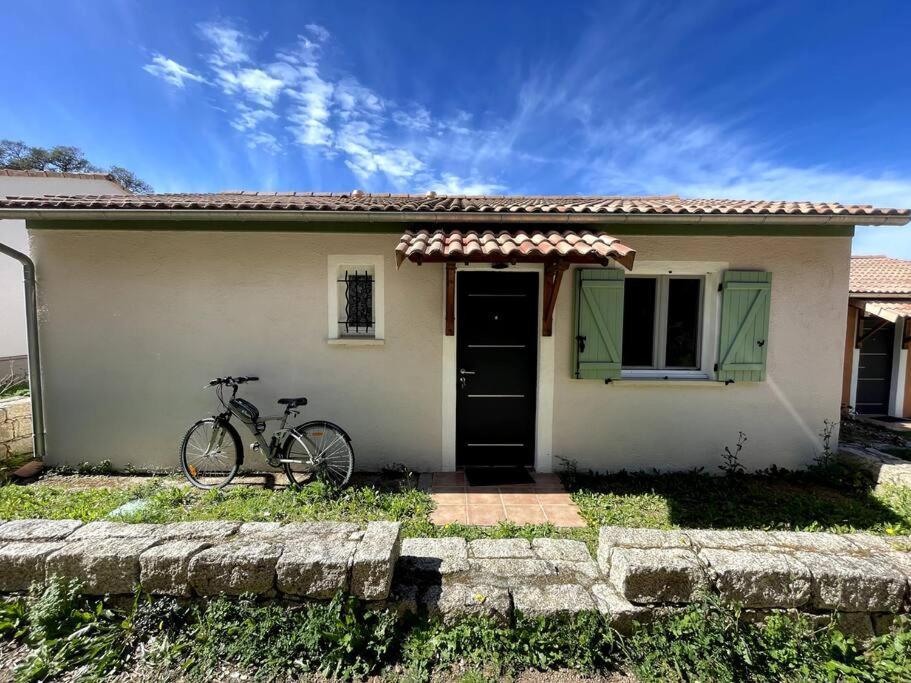Maison Au Calme Avec Piscine Et Climatisation Hébergement de vacances